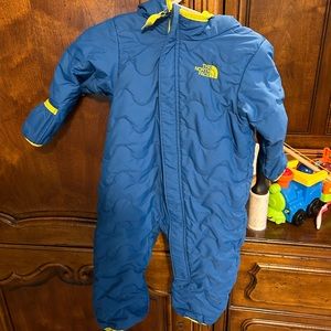The North face infants snow suit, 6/12 month. Blue/green
